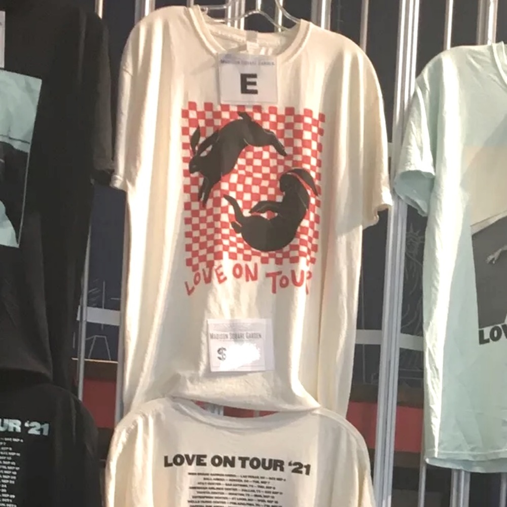 Harry Styles T shirt Merch Love on tour Bunny shirt 2021